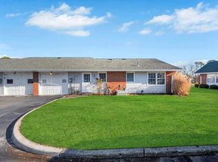 156 Falmouth Ct UNIT A, Ridge, NY 11961