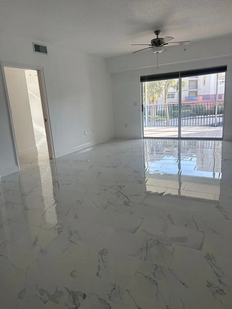 Updated & Spacious 2 Bedroom 2 Bath Condo with Large Balcony — Photo 2