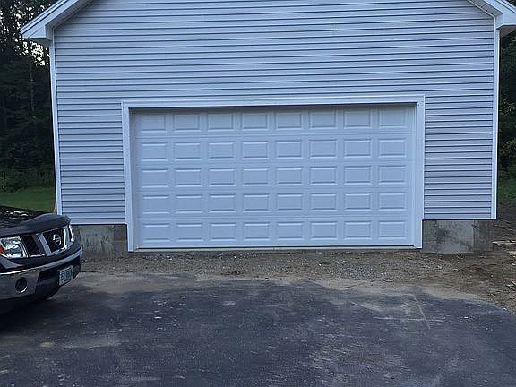 2nd image of 10 Woodland Dr