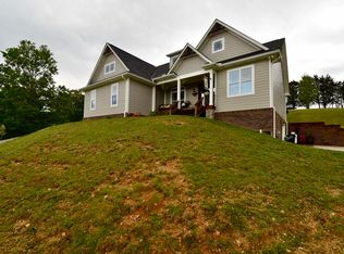 5528 Golden Ridge Ln, Knoxville, TN 37938