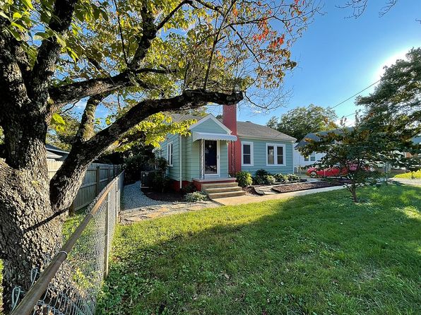 602 Providence Rd