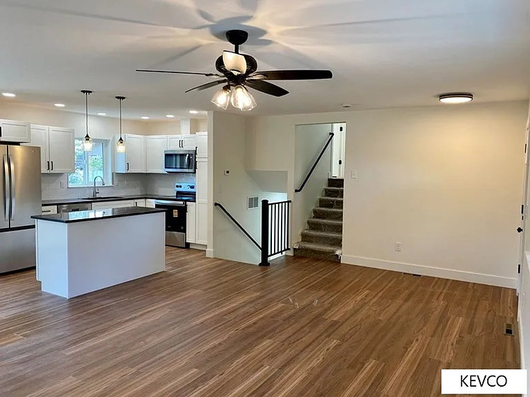 2401 Evergreen Dr — Photo 5