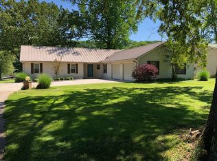 1000 Spring Cove Rd, Florence, AL 35634