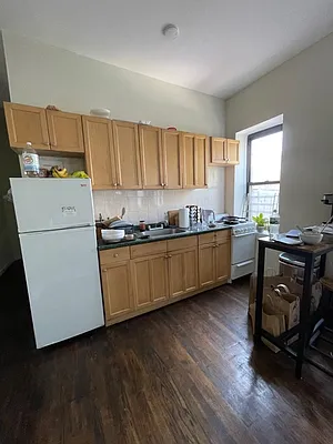 Rented by Best Apartments North Inc | media 23