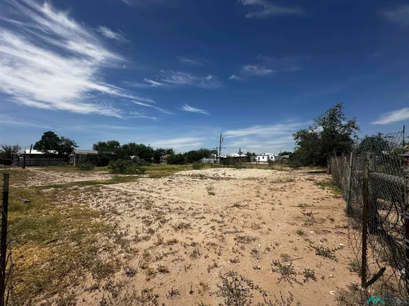 443 S Chester St, Jal, NM 88252