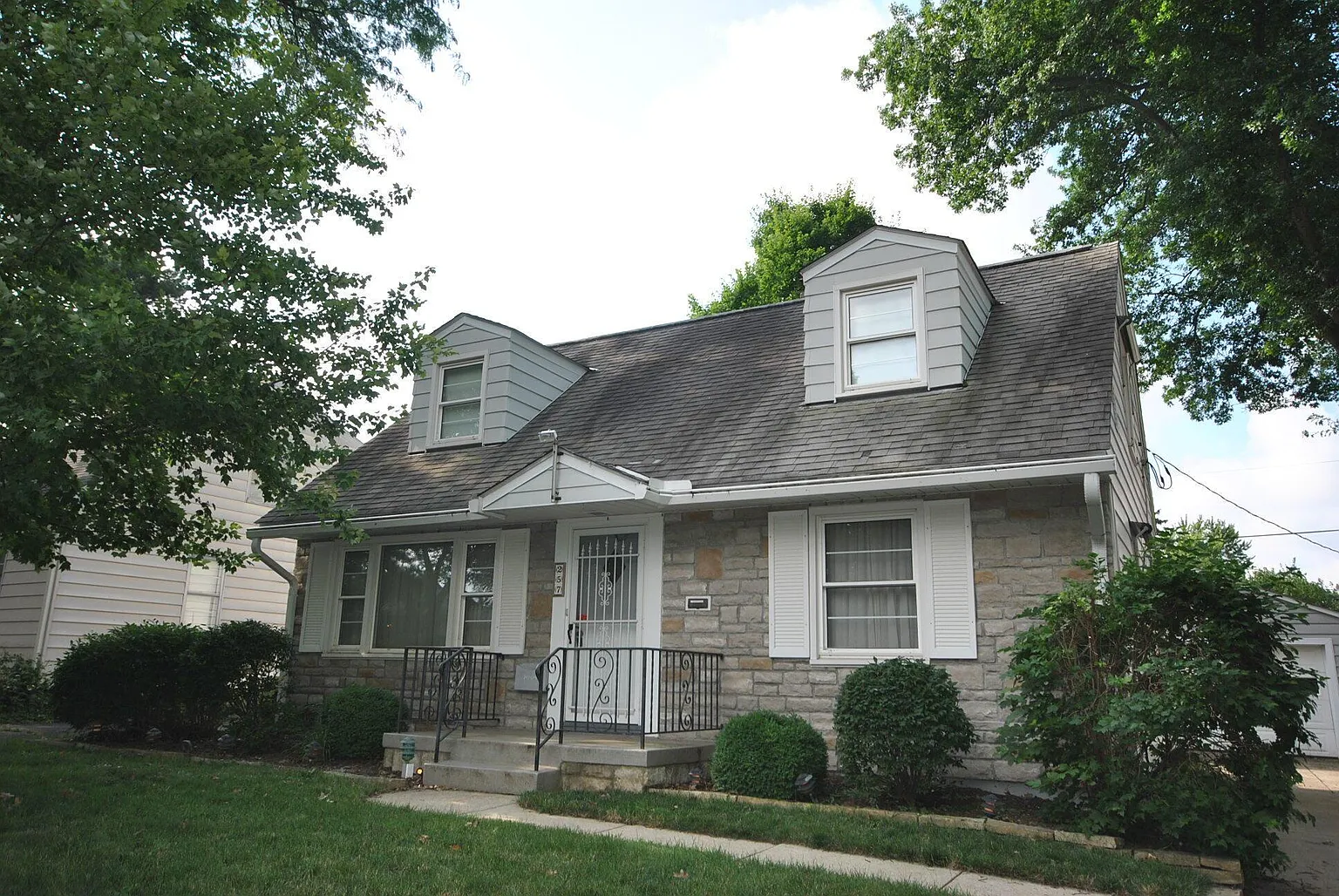 257 Highfield Dr photo 1