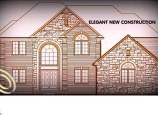 26348 Mandalay Cir, Plymouth, MI 48170