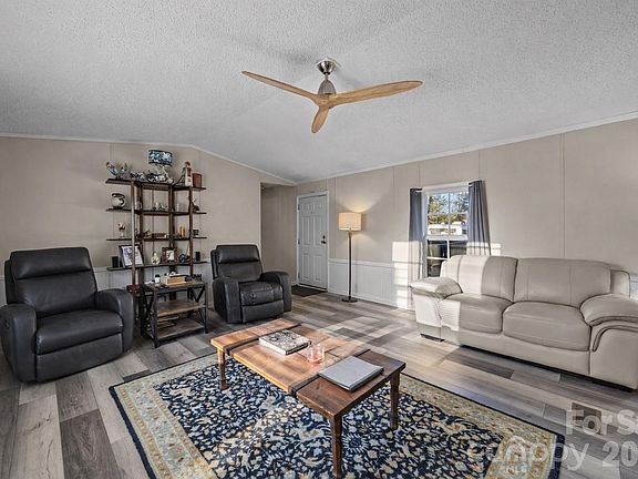 4th image of 5819 Mount Gallant Rd