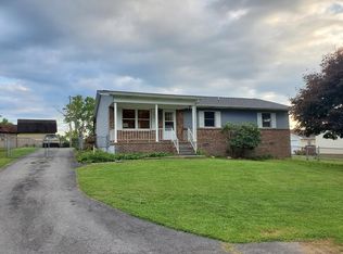 67 Knottingham Village Rd, Fayetteville, WV 25840