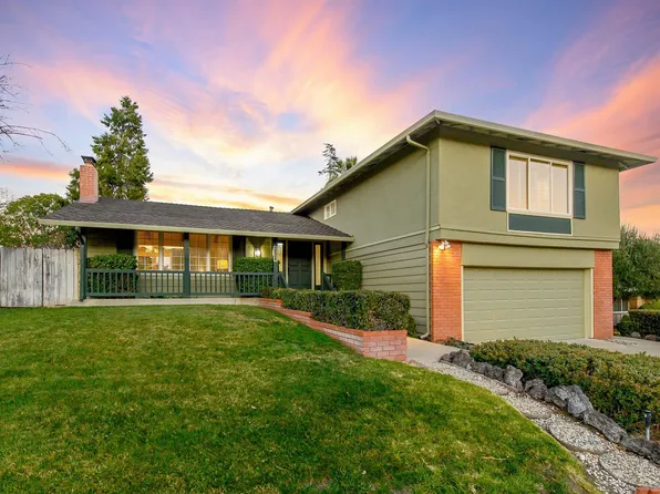 4957 Forest Hill Dr, Pleasanton, CA 94588