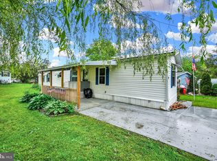 90 Knight Rd TRAILER 44, Gettysburg, PA 17325