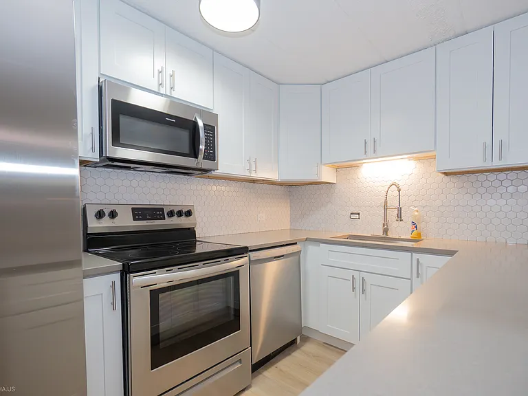 2225 N Halsted St #5G — Photo 2