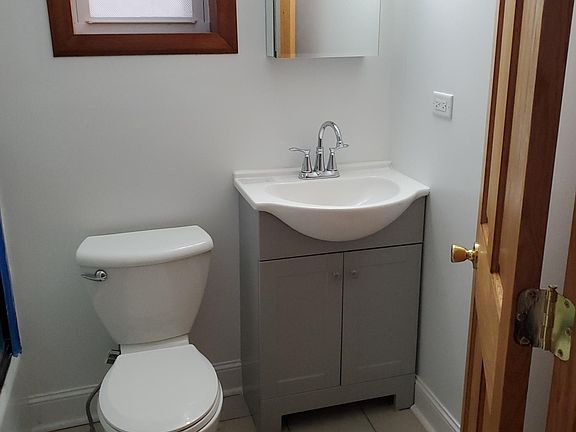4th image of 2216 N Talman Ave #1