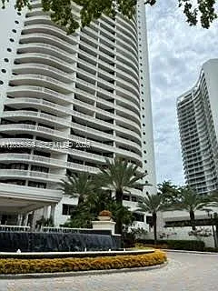 3000 Island Blvd #603 — Photo 29