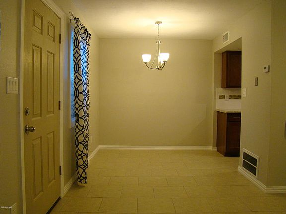 4th image of 6816 S Jentilly Ln