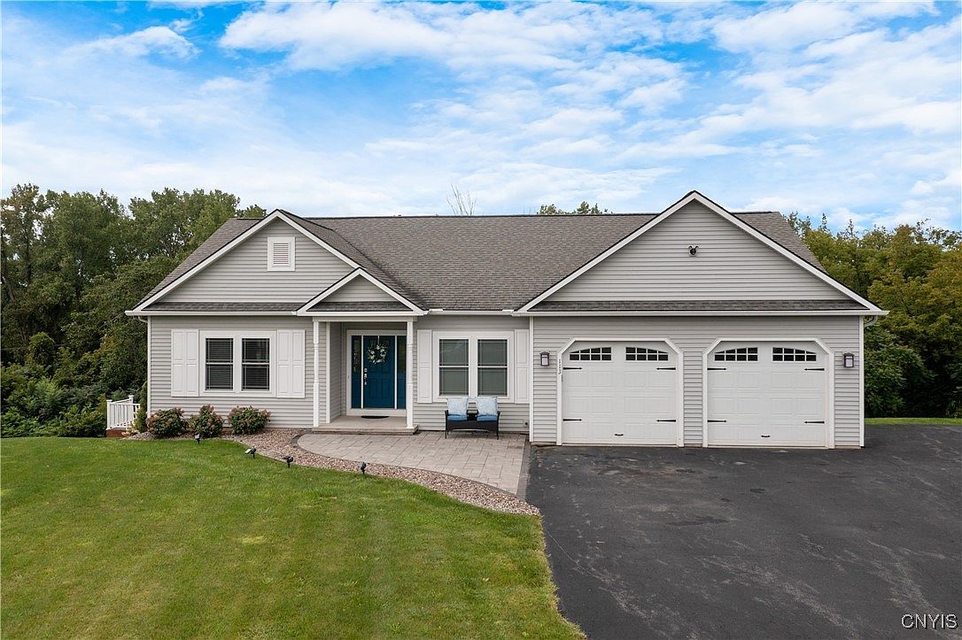 113 Firefly Way, Camillus, NY 13031 | Zillow