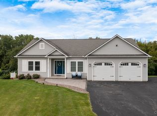 113 Firefly Way, Camillus, NY 13031