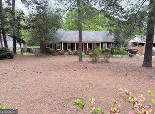 3033 Riviera Dr NW, Conyers, GA 30012