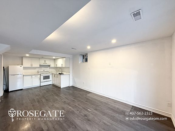 4th image of 9 Garrybrook Dr #2