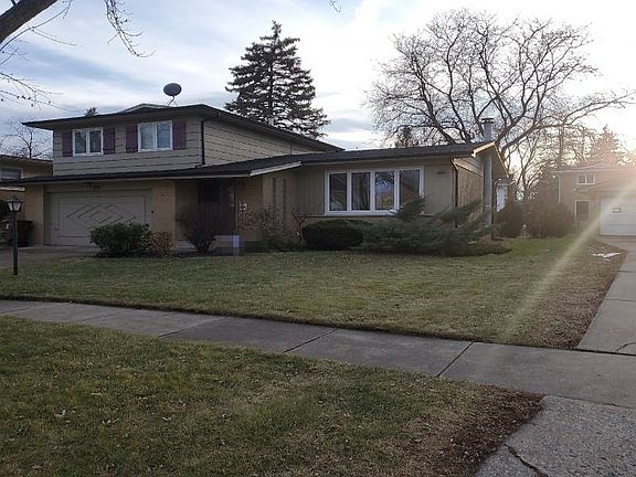 2nd image of 328 Arquilla Dr