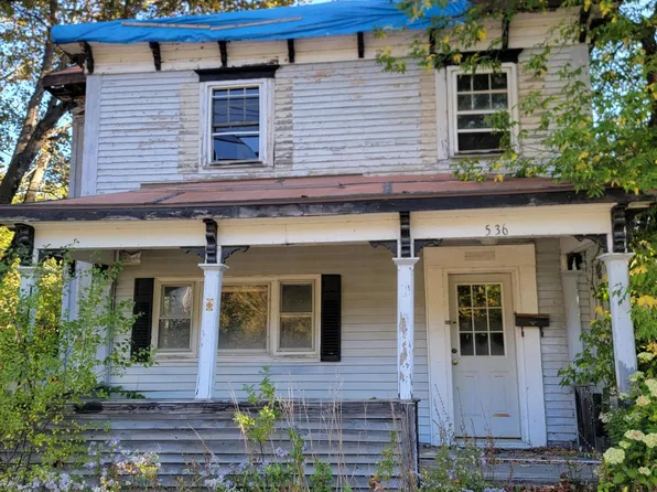 536 Main Street, Calais, ME 04619