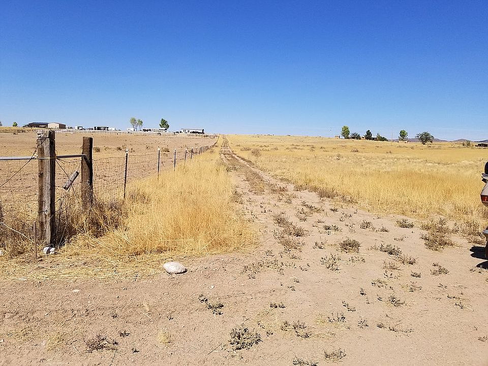 South entrance to property 