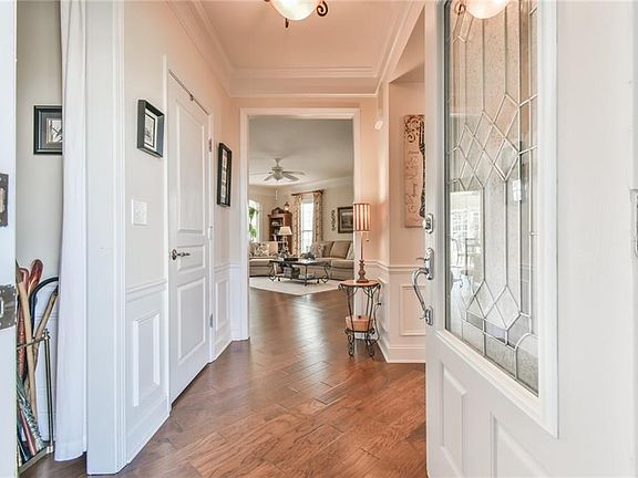 4th image of 6423 Lantern Rdg