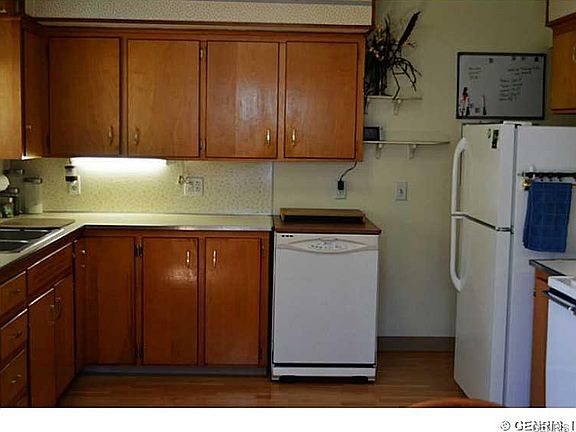 2nd image of 33 Carolin Dr