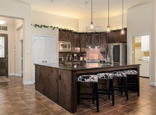 8213 Tyler Dr, Argyle, TX 76226