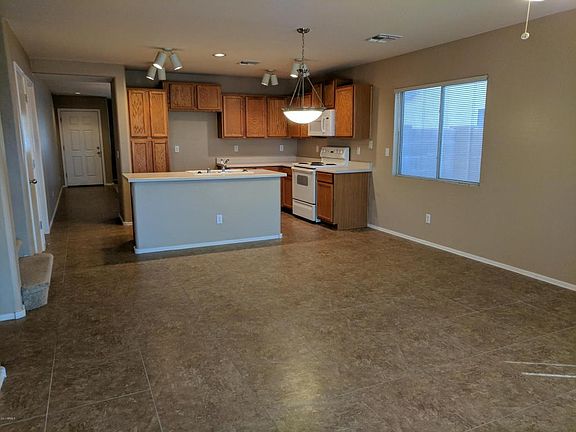 5th image of 10376 N 116th Ln
