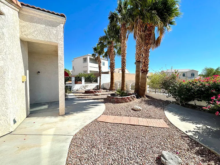 2164 Hi Jolly Dr — Photo 33