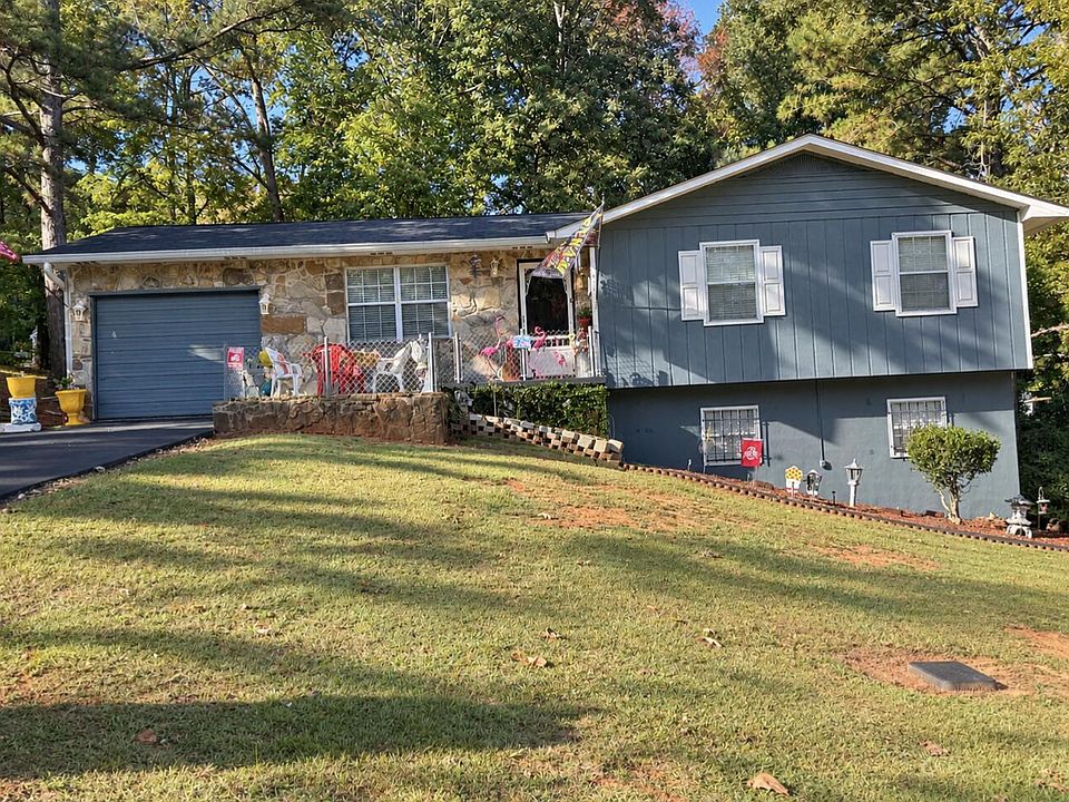 1st image of 418 Wisteria Rd