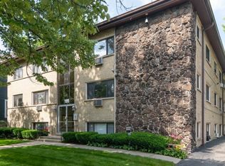 109 S Elmwood Ave APT 19, Oak Park, IL 60302