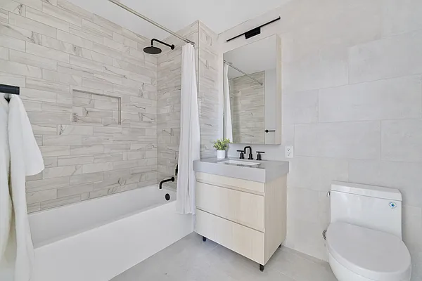 Rented by MNS | media 11