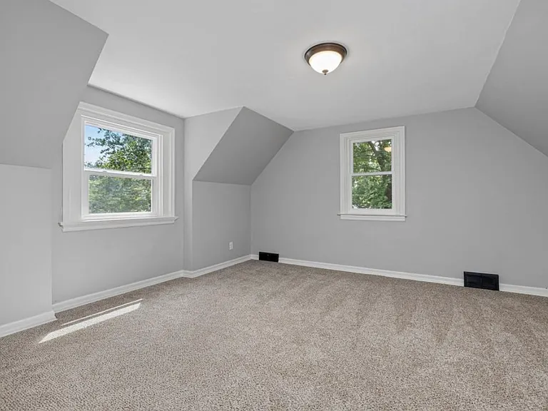 4818 W Jefferson Blvd — Photo 18