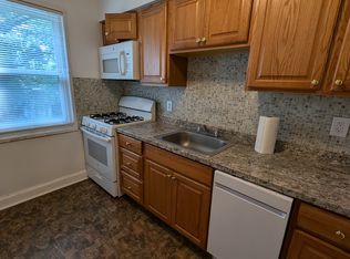 100 Skipjack Ln APT B, Claymont, DE 19703