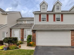 28 N Hill Dr, West Seneca, NY