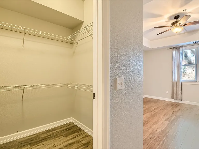 2200 S University Blvd #408 — Photo 16