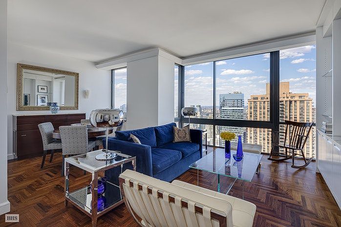 1st image of 101 W 67th St APT 45E