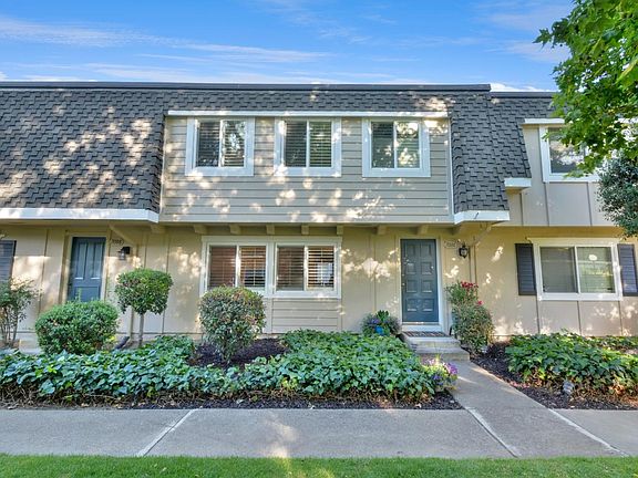 2nd image of 7086 Coral Gables Cir