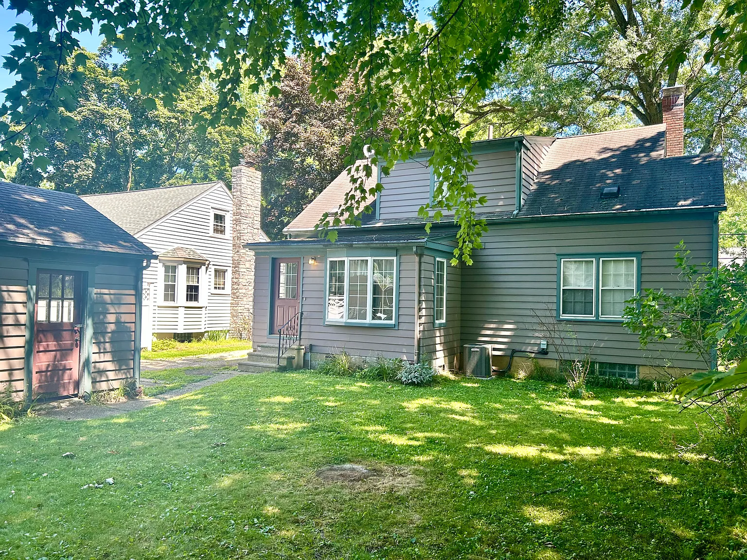 3 bed, 1500 sqft, $1,800 — Photo 2