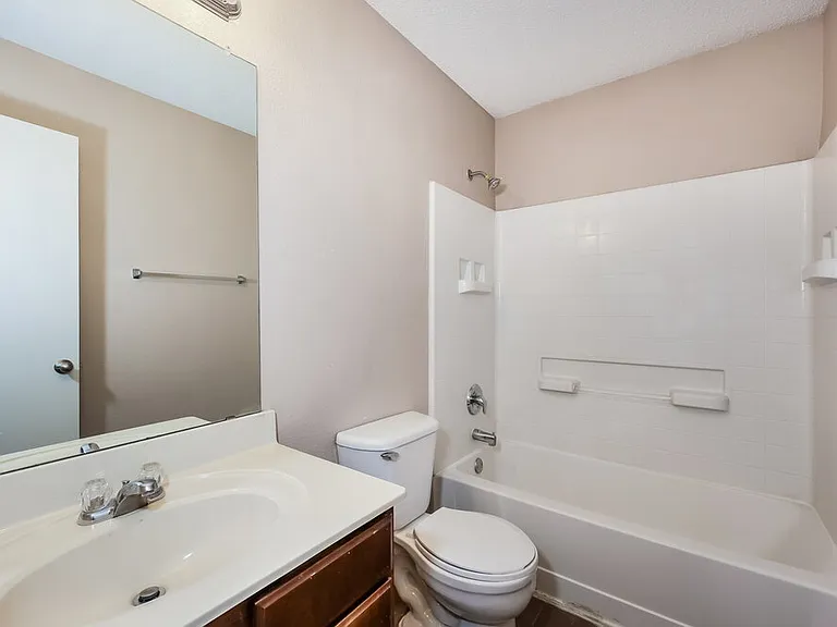 317 Blairwood Dr — Photo 16