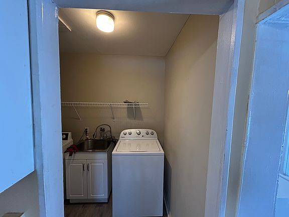 5th image of 750 Emerson Ave