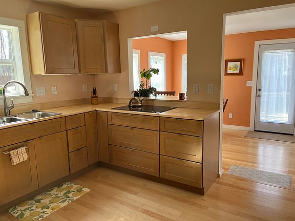 5th image of 179 Valiquette Court