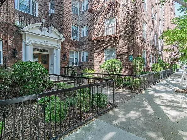 110-07 73rd Road image 12 of 12