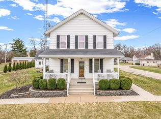 2513 Woods St, West Brooklyn, IL 61378