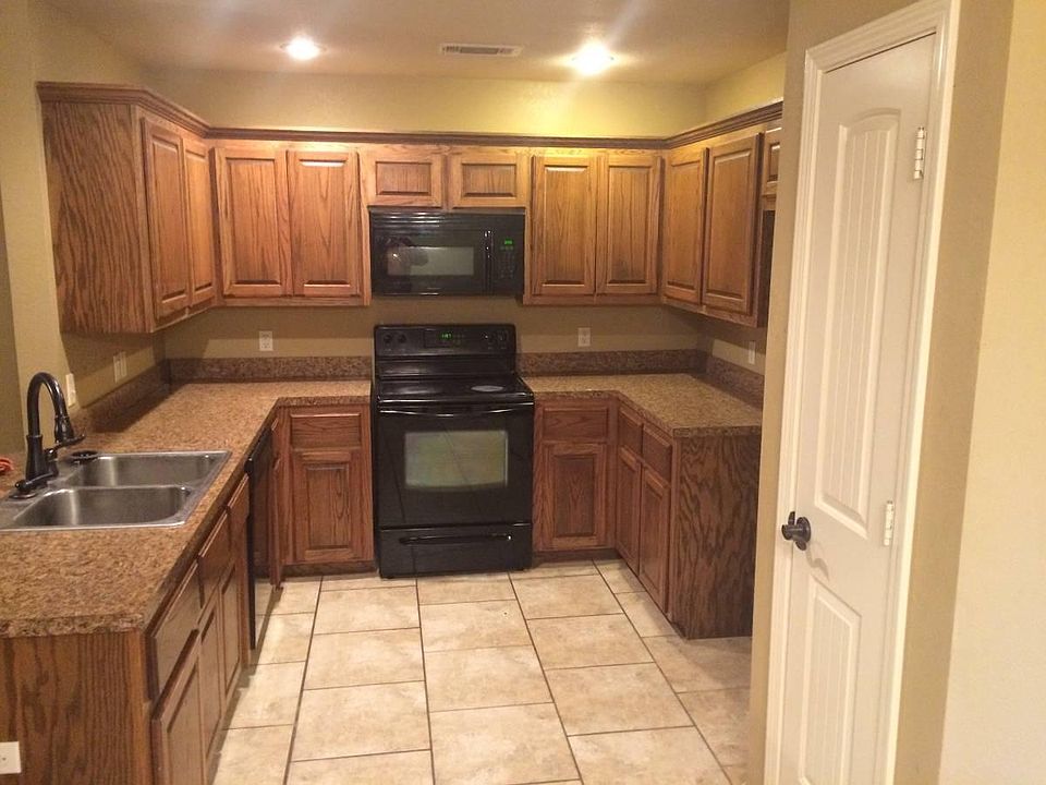 2nd image of 413 N 16th St