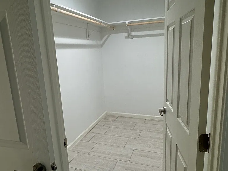 2062 E Orange St — Photo 10