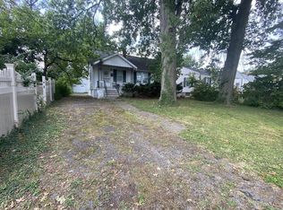 4231 Woodlawn Ave, Cincinnati, OH 45236