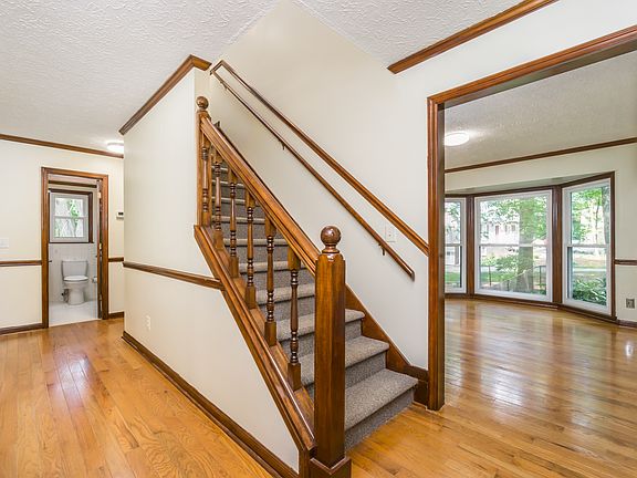 5th image of 2531 Hidden Hills Dr